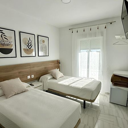 Hostal Merino Jedula Exteriör bild