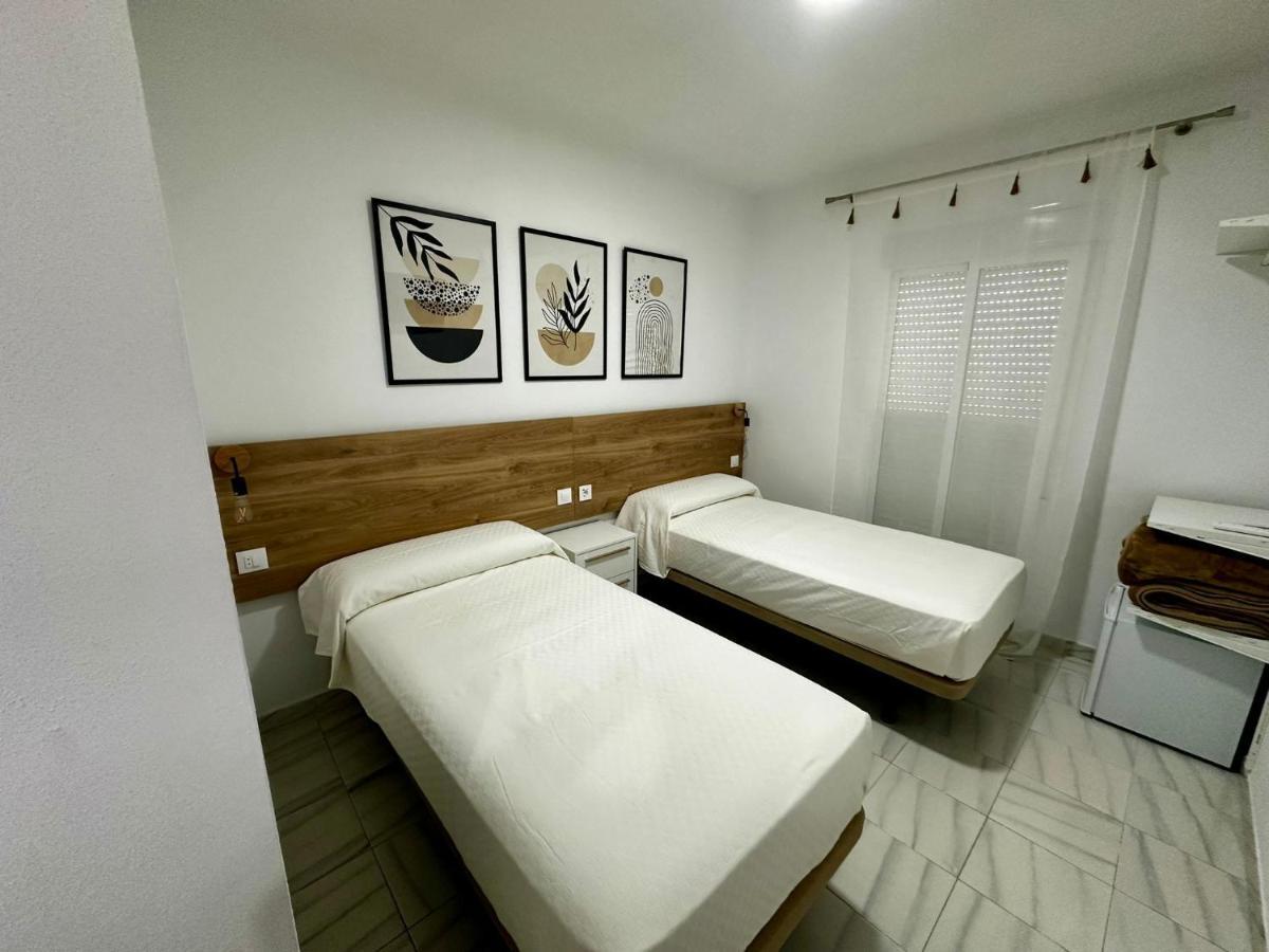 Hostal Merino Jedula Exteriör bild