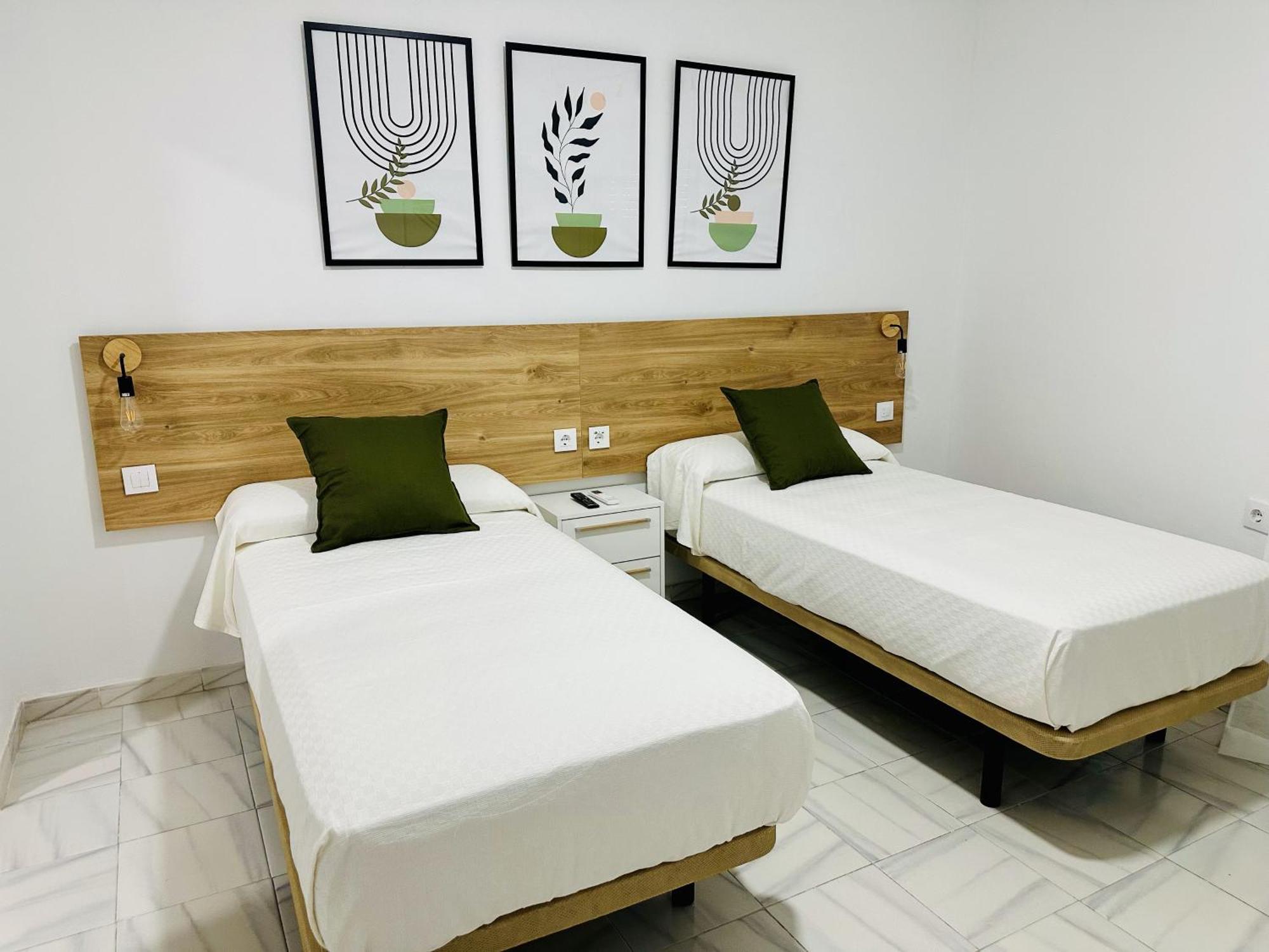 Hostal Merino Jedula Exteriör bild