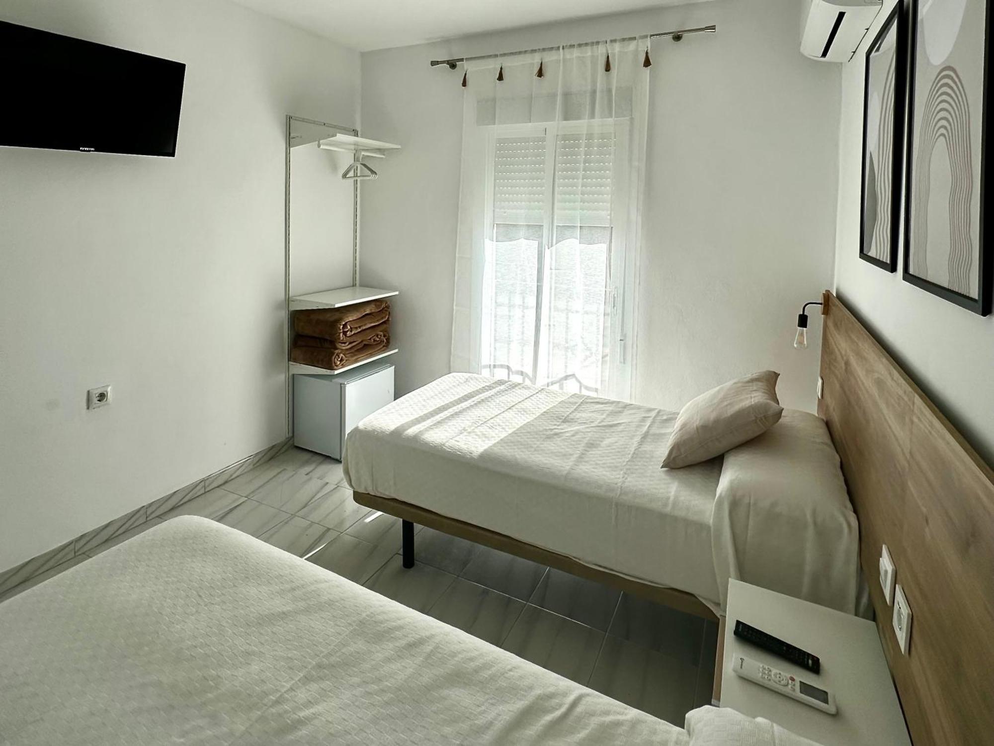 Hostal Merino Jedula Exteriör bild